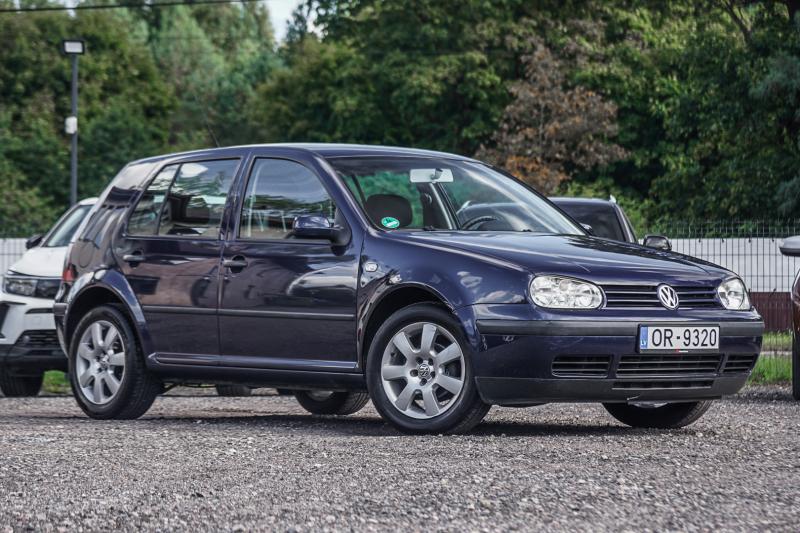 Volkswagen - Golf 4 - pic2