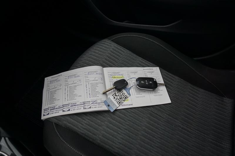 Opel - Corsa - pic16