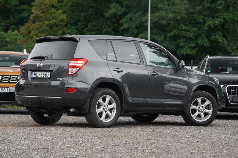 Toyota - RAV 4 - pic4