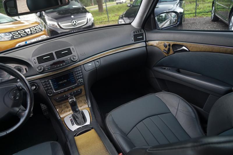 Mercedes - E55 AMG - pic10