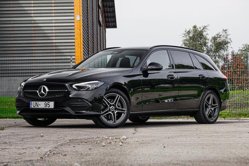 Mercedes - C200 - pic1