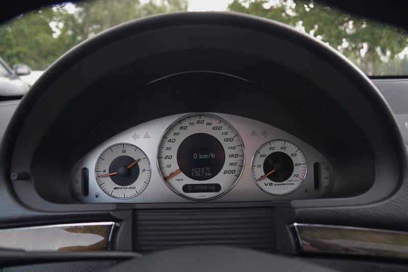 Mercedes - E55 AMG - pic12