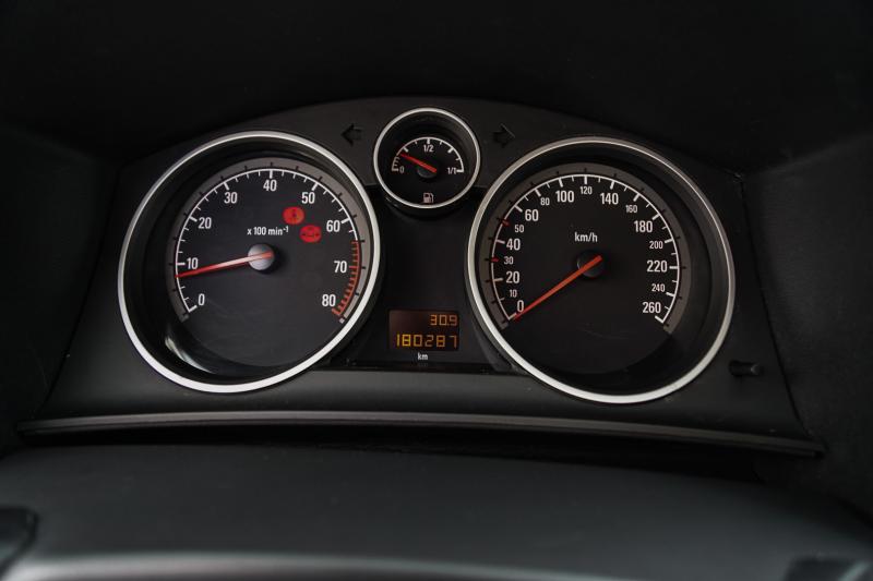 Opel - Astra - pic10