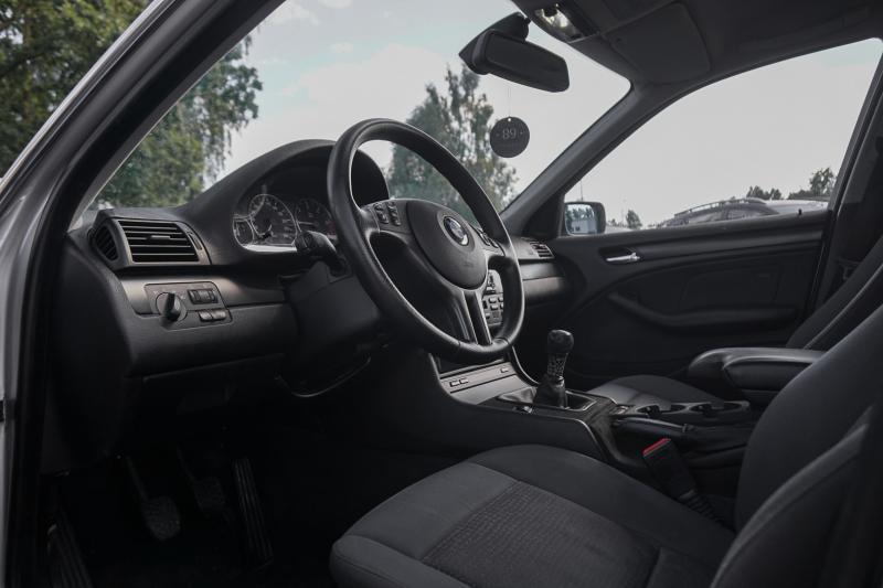 BMW - 320 - pic10