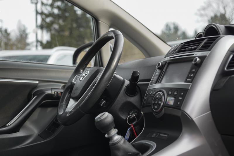 Toyota - Verso - pic6