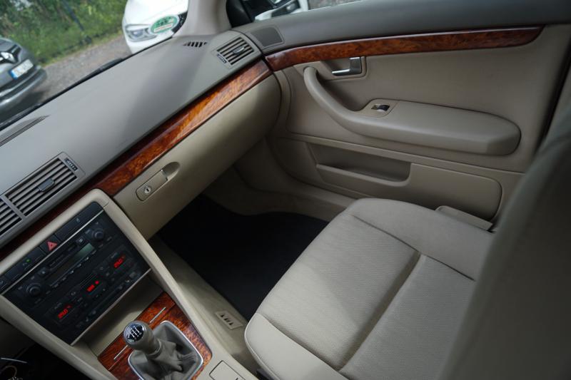 Audi - A4 - pic11