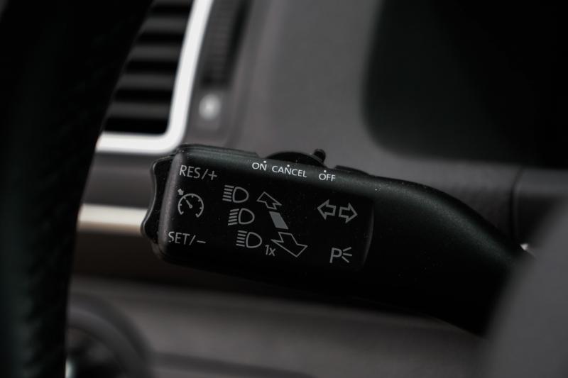 Volkswagen - Touran - pic12