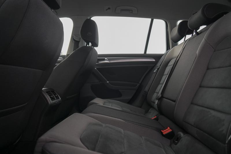 Volkswagen - Golf 7 - pic26