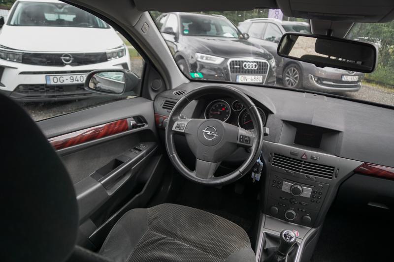 Opel - Astra - pic7