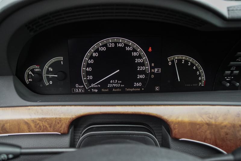 Mercedes - S350 - pic11