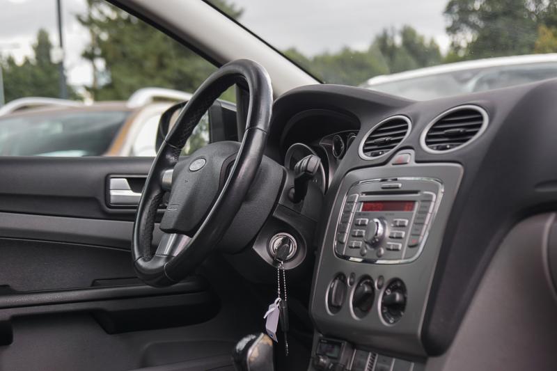 Ford - Focus - pic6