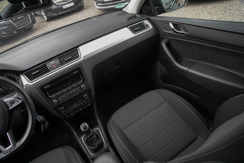 Skoda - Rapid - pic10