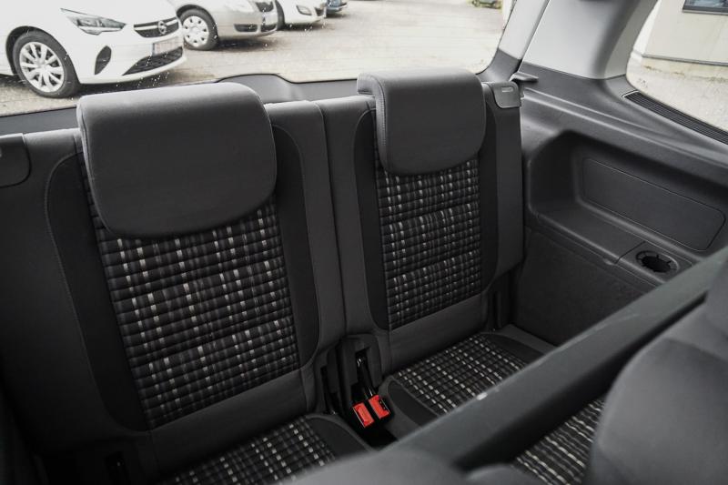 Volkswagen - Touran - pic17