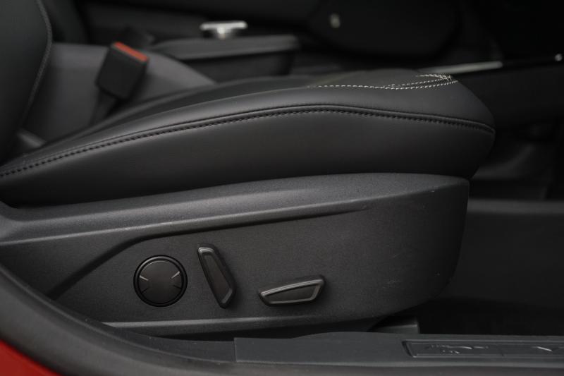 Ford - Mustang - pic12
