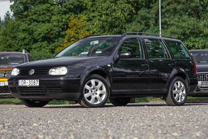 Volkswagen - Golf 4 - pic1