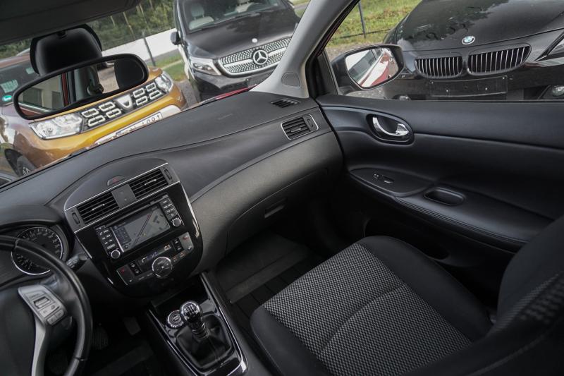 Nissan - Pulsar - pic9