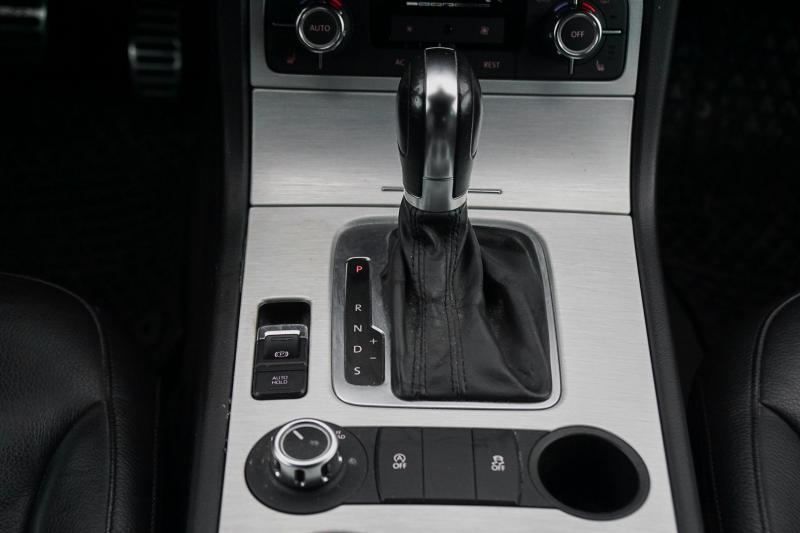 Volkswagen - Touareg - pic14