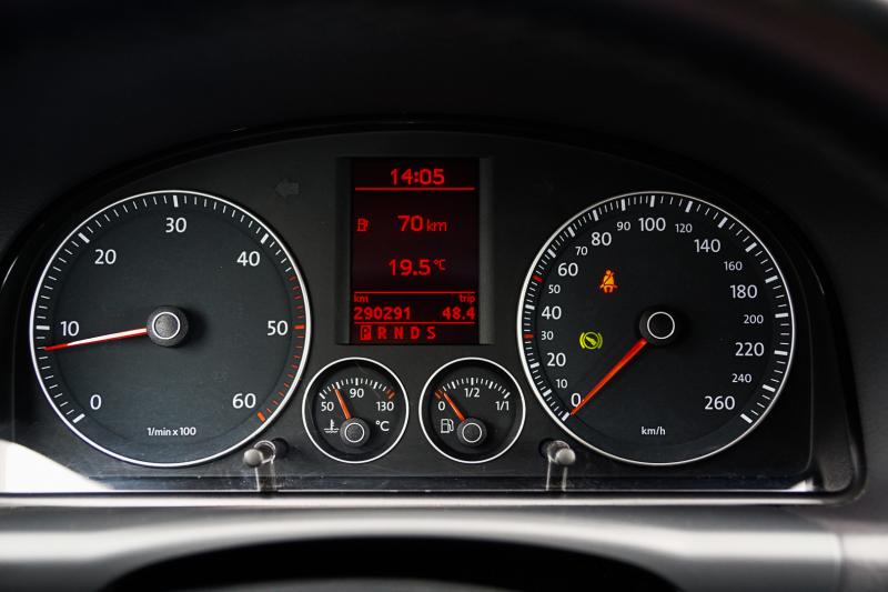 Volkswagen - Touran - pic12