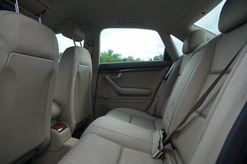 Audi - A4 - pic17