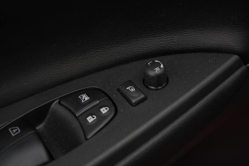 Nissan - Pulsar - pic19