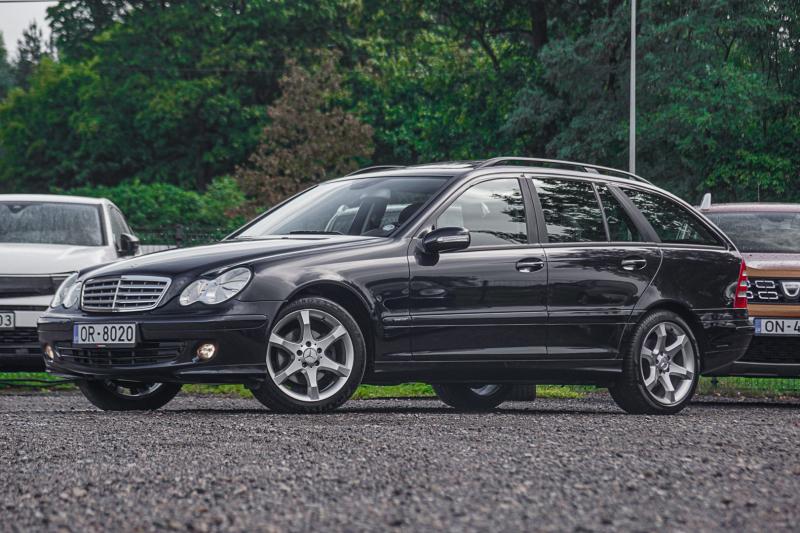 Mercedes - C180 - pic1