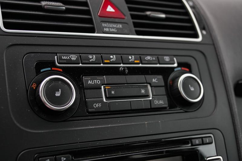 Volkswagen - Touran - pic17