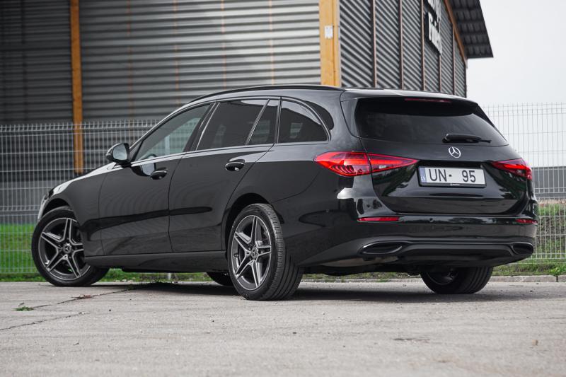 Mercedes - C200 - pic3