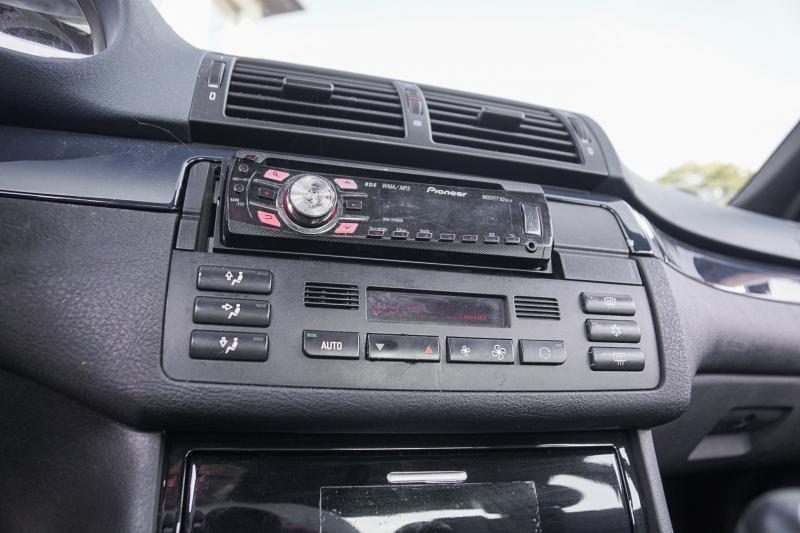 BMW - 325 - pic13
