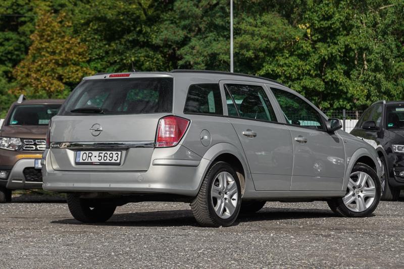 Opel - Astra - pic4