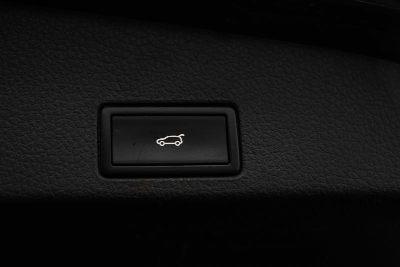 Volkswagen - Touareg - pic25