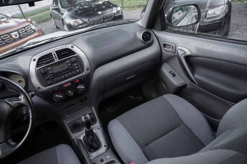 Toyota - RAV 4 - pic9