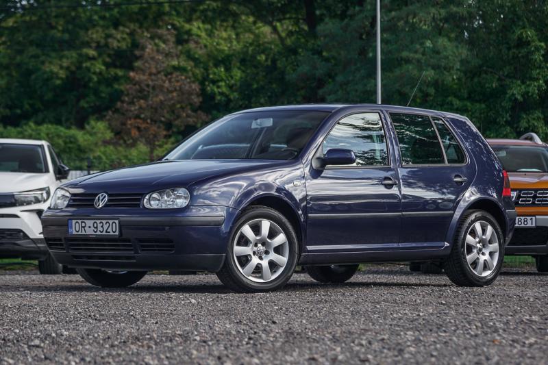Volkswagen - Golf 4 - pic1