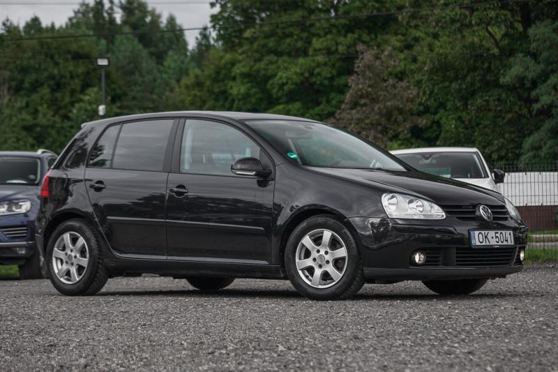 Volkswagen - Golf 5 - pic2