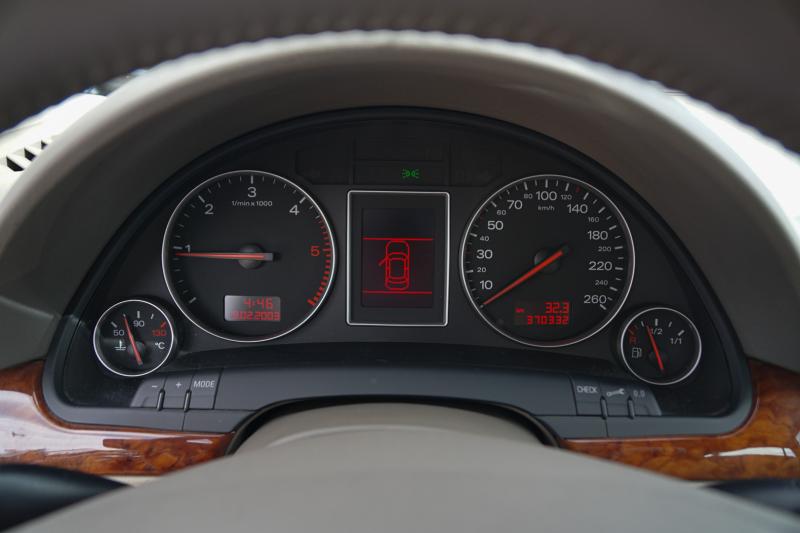 Audi - A4 - pic12