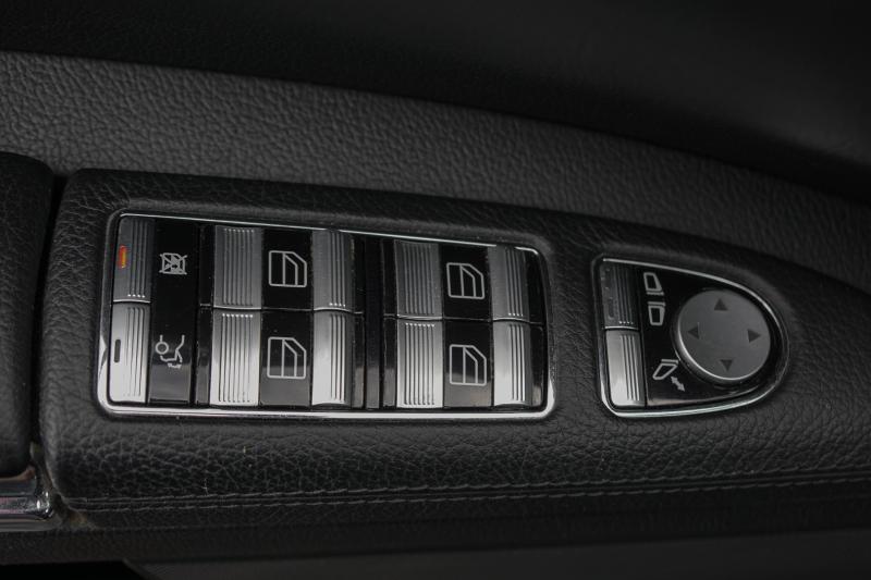Mercedes - S350 - pic15