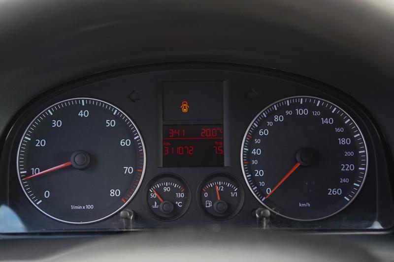 Volkswagen - Caddy - pic11