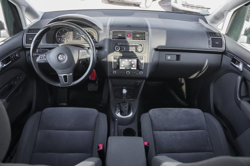 Volkswagen - Touran - pic10
