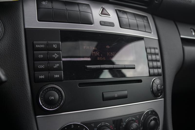 Mercedes - C180 - pic21