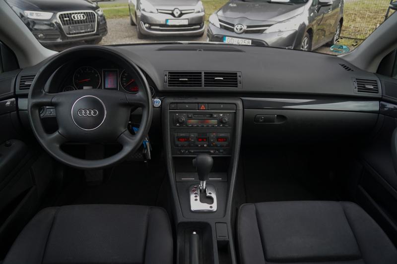 Audi - A4 - pic8