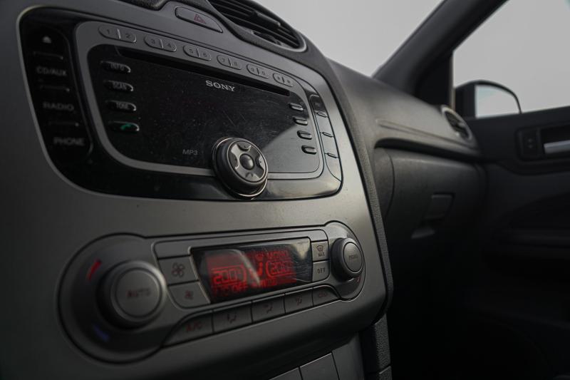Ford - Focus - pic12
