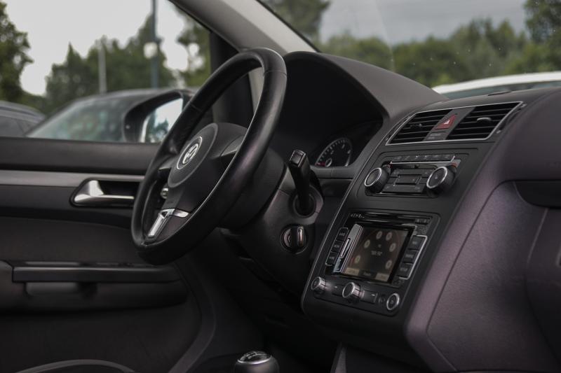 Volkswagen - Touran - pic6