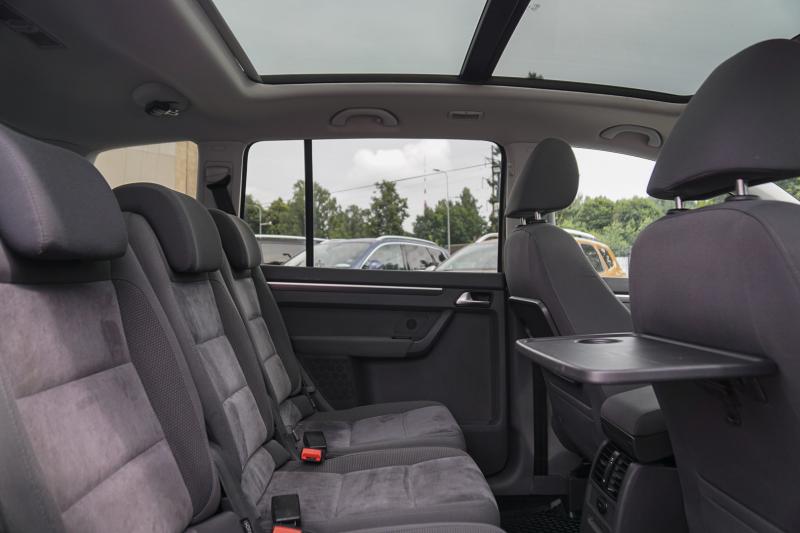 Volkswagen - Touran - pic21