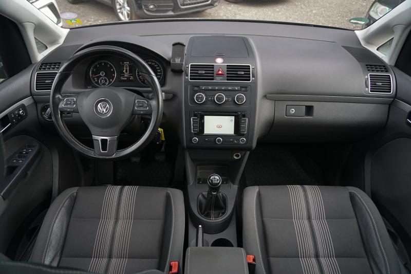 Volkswagen - Touran - pic10