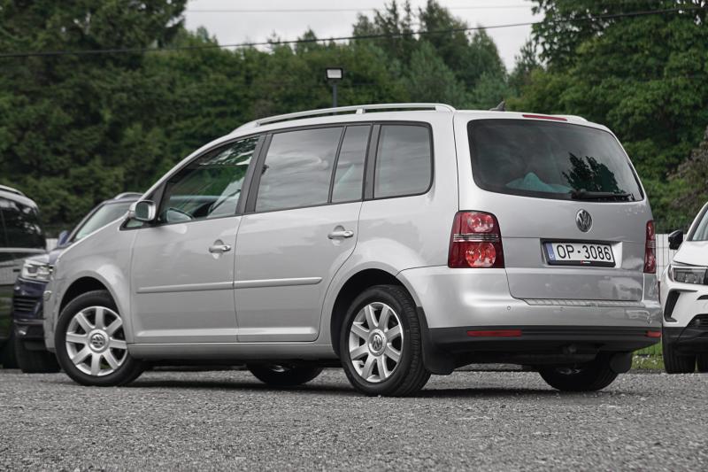 Volkswagen - Touran - pic3