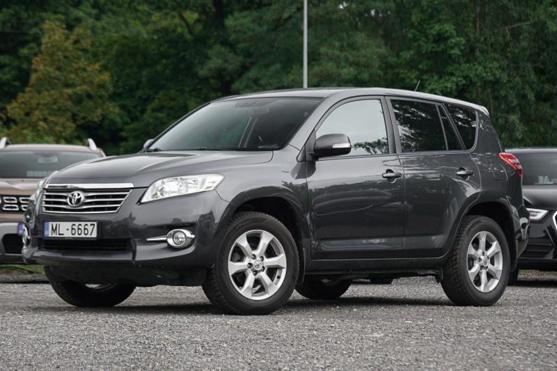 Toyota - RAV 4 - pic1