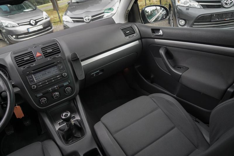 Volkswagen - Golf 5 - pic9