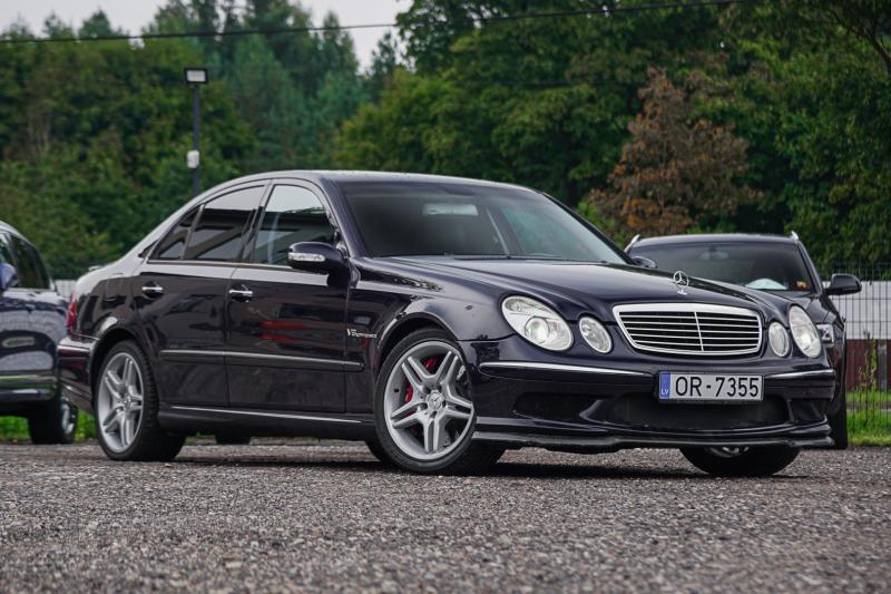 Mercedes - E55 AMG - pic2