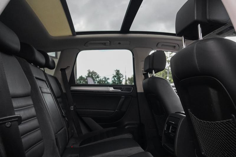Volkswagen - Touareg - pic28