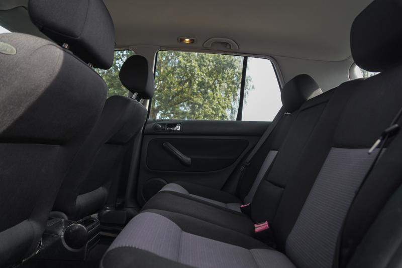 Volkswagen - Golf 4 - pic11