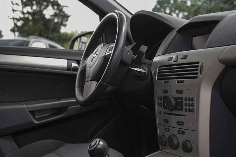 Opel - Astra - pic6